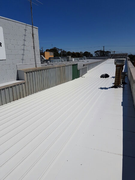 Klip-Lok commercial roof and side flashings replaced - Melbourne (image)