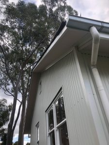 Vertical Colorbond Cladding MacLeod Melbourne | Eave Sheets After Replacement | Roofrite