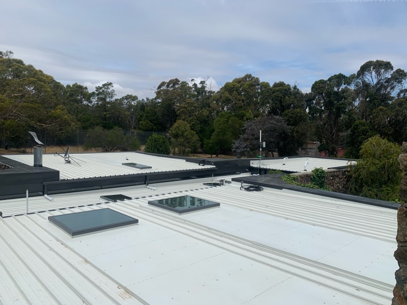 Difficult, Curved, High-End Colorbond Roof Replacement | Melbourne | Roofrite
