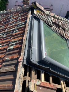 Velux GGL Skylight swapped for VSS S06 | Melbourne | Roofrite