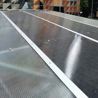Ampelite Lexan Thermoclear Twin-wall Polycarbonate installed - RMIT BBQ Area (image)
